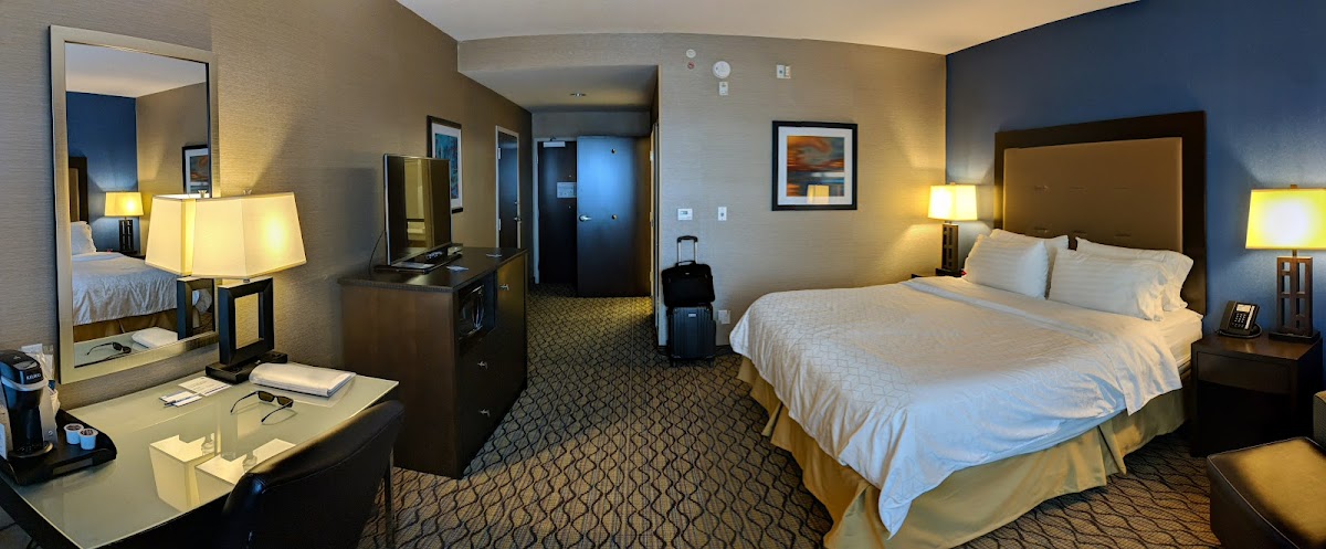 Holiday Inn Express & Suites Thunder Bay by IHG photo 2