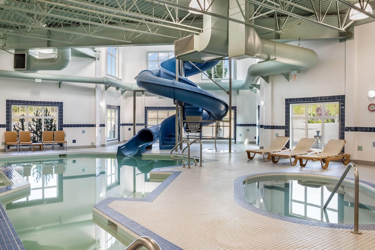 Ramada by Wyndham Lac La Biche photo 3