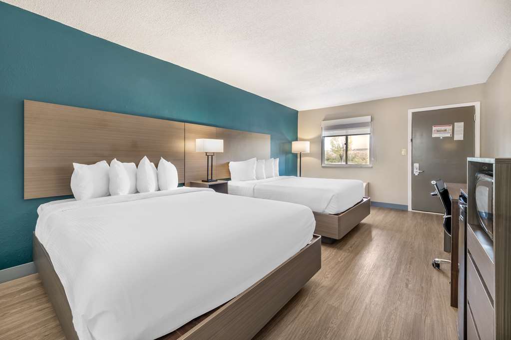 Best Western Green Tree Inn photo 2