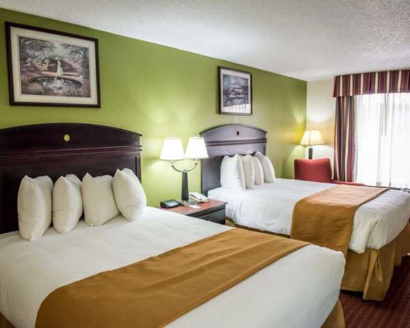 Quality Inn Chipley I-10 at Exit 120 photo 2