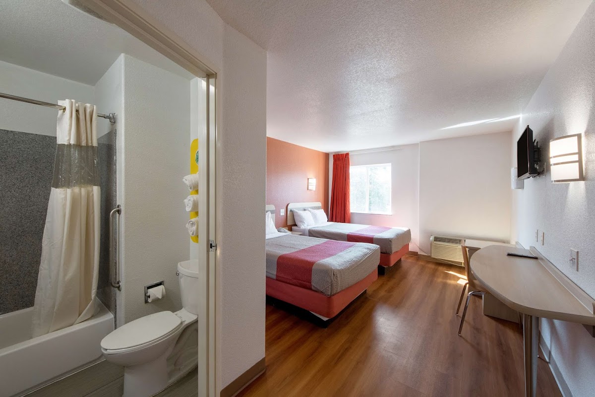 Motel 6 San Antonio, TX - Airport photo 2