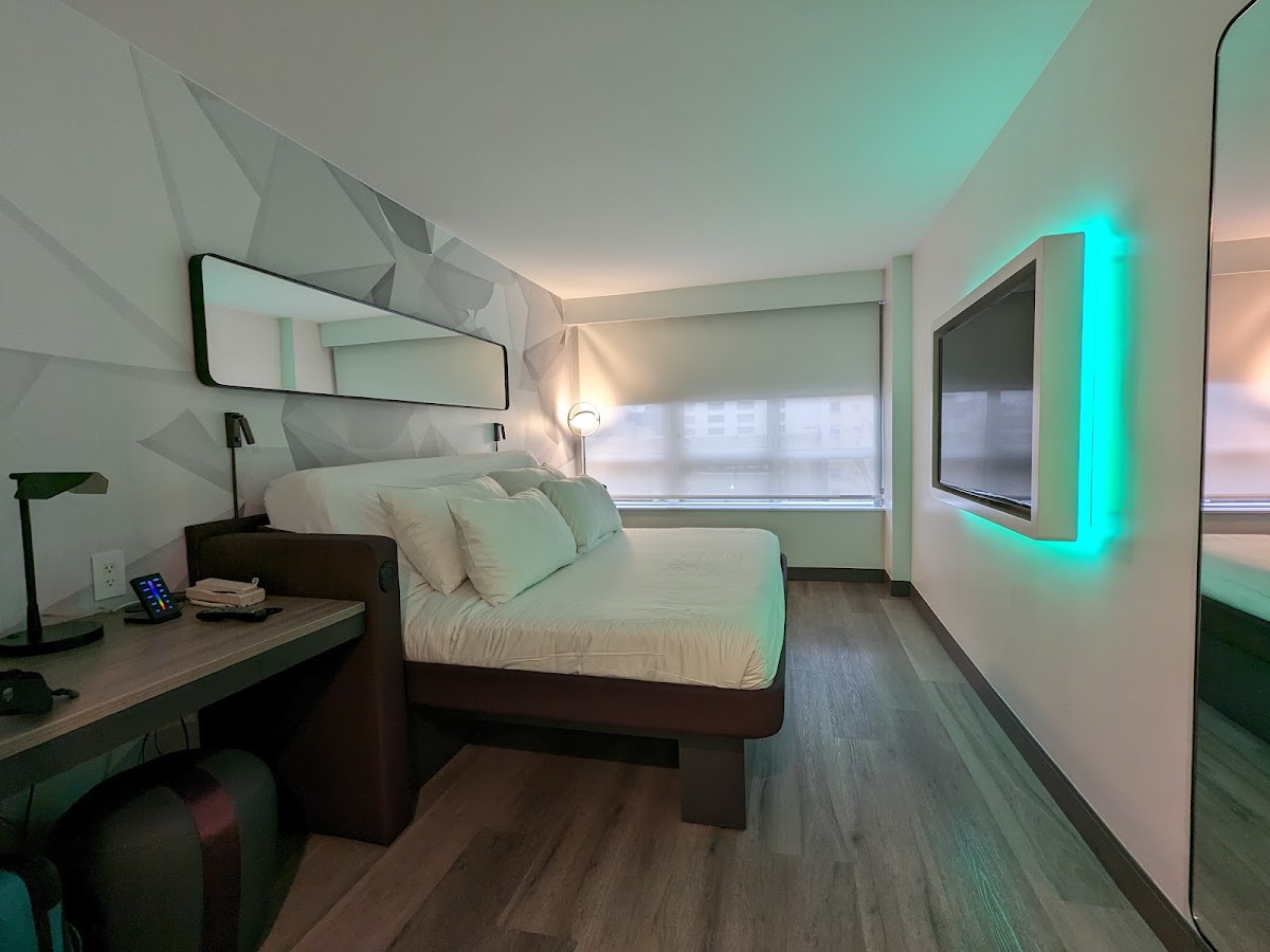 YOTEL Washington DC photo 2
