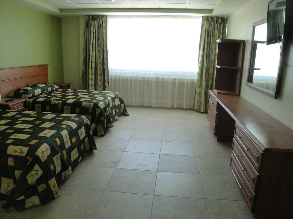 HOTEL - MOTEL 'LA CIENEGA'