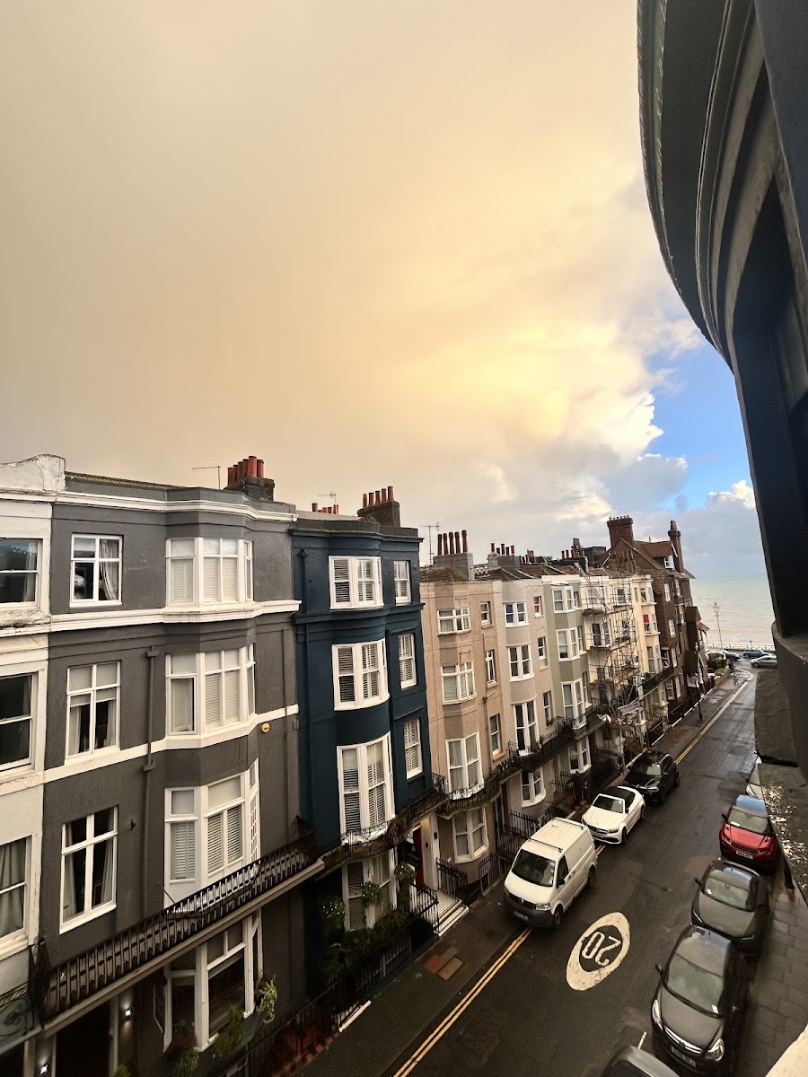 Brighton Surf Hotel