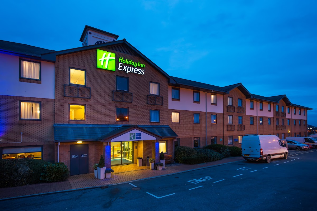 Holiday Inn Express Swansea - East by IHG