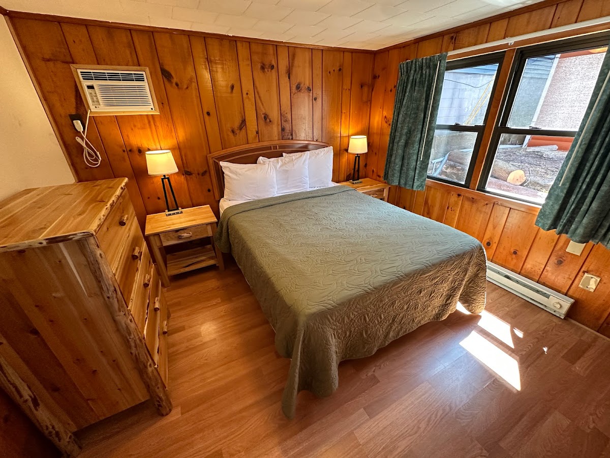 O'Sullivan's on the Lake Motel photo 2