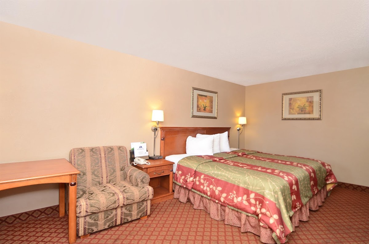 Americas Best Value Inn Stephenville photo 2