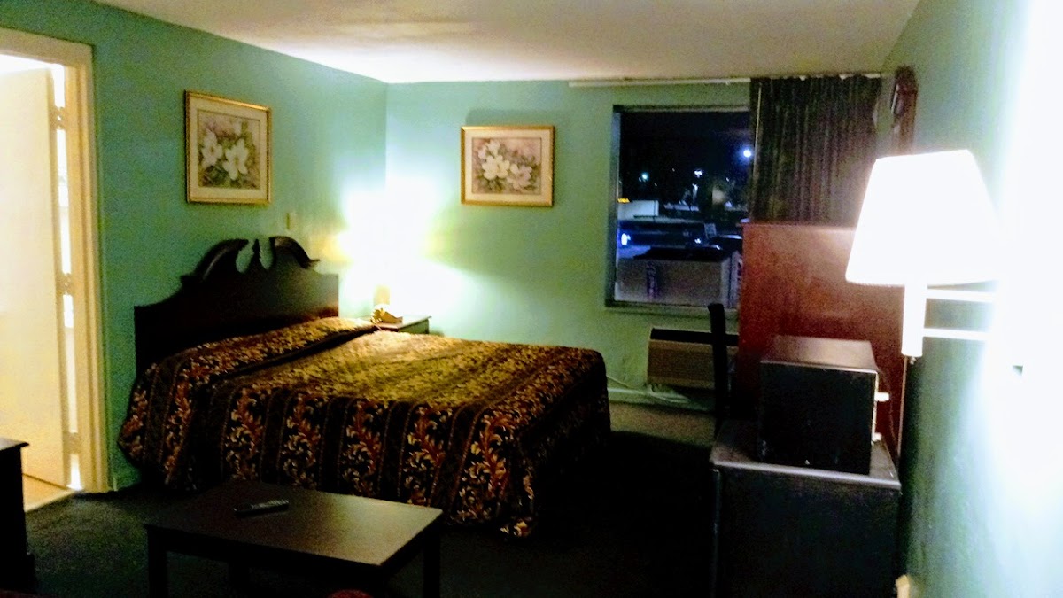 Room 8