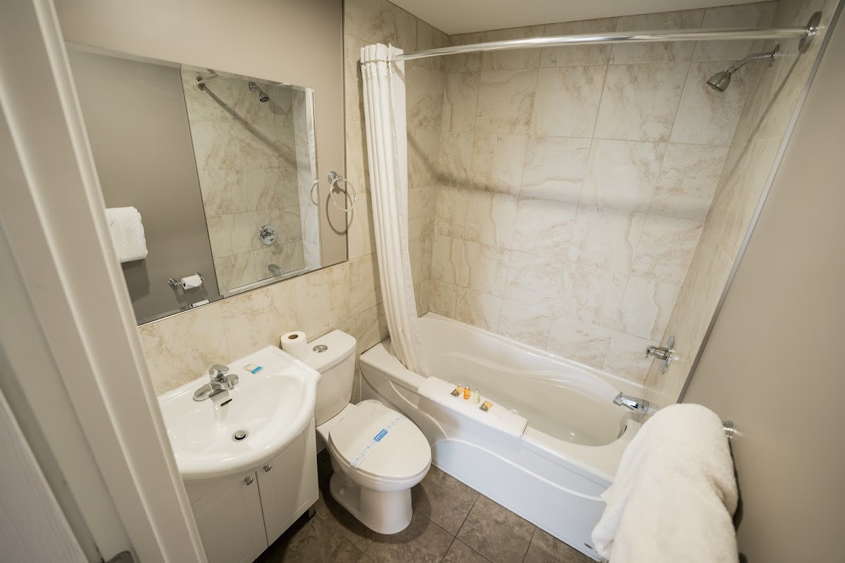 Hinton Highway Inn photo 3