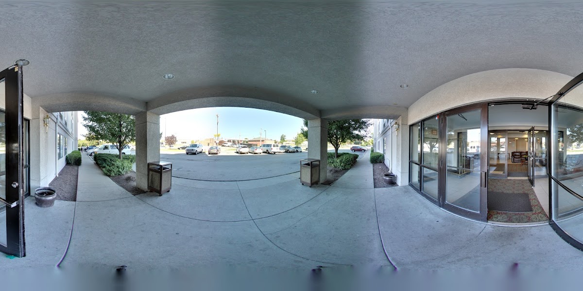 Quality Inn & Suites Airport photo 3