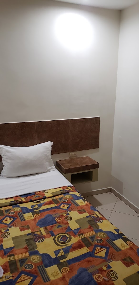 Room 9
