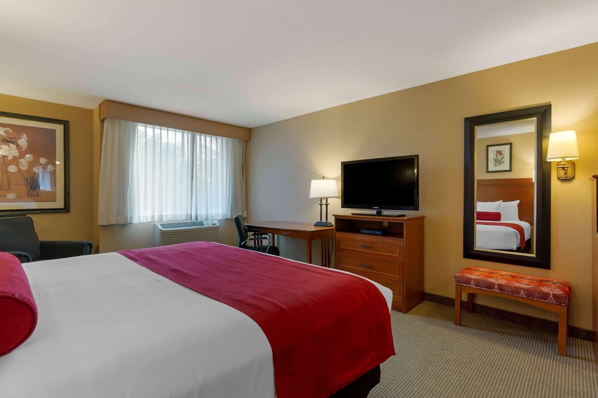 Wingate by Wyndham Mount Vernon photo 2