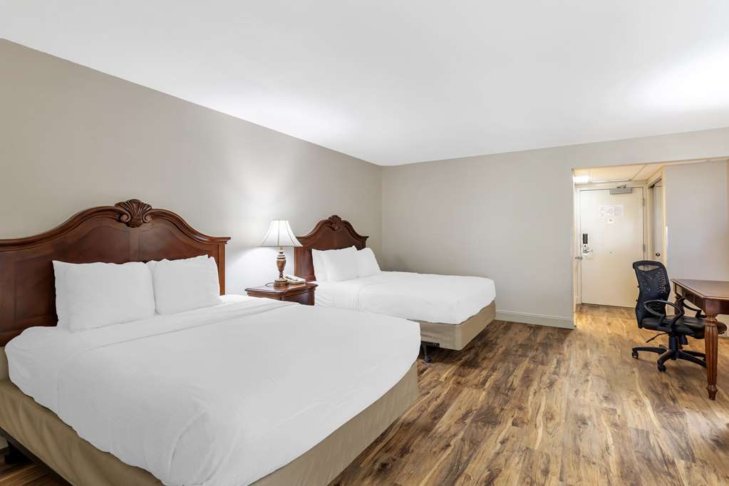 Best Western Plus Steeplegate Inn photo 2