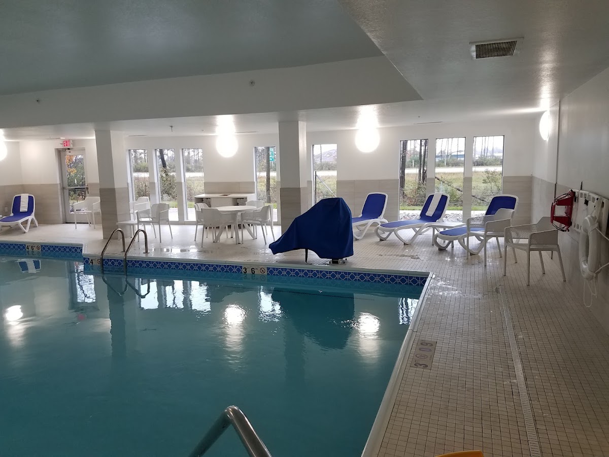 Holiday Inn Express & Suites Gaylord by IHG photo 3