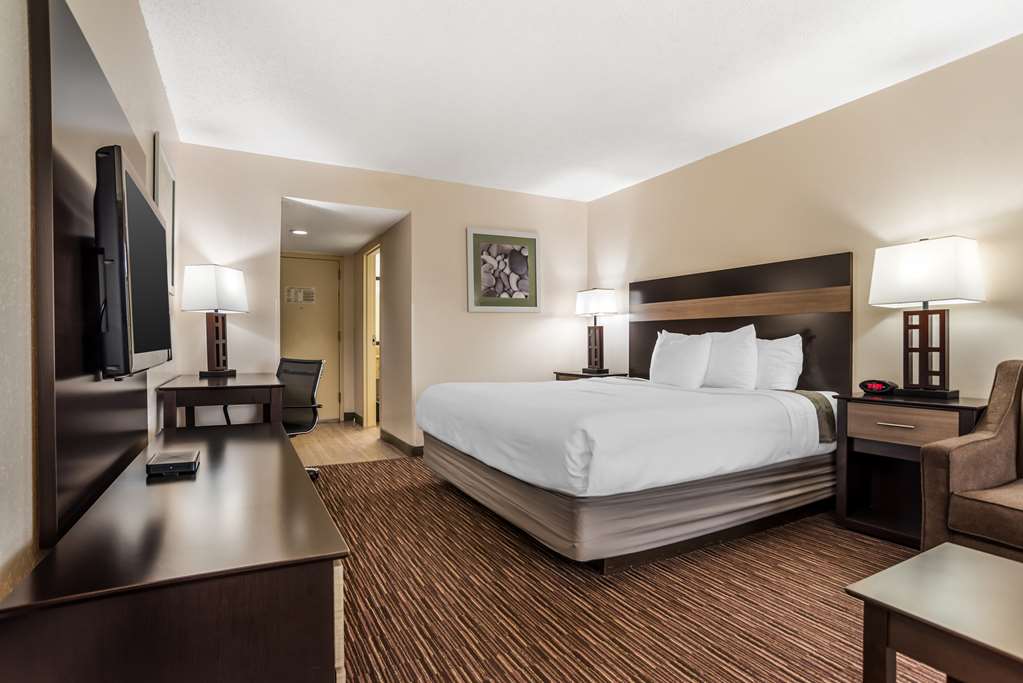 Best Western Oak Manor photo 2
