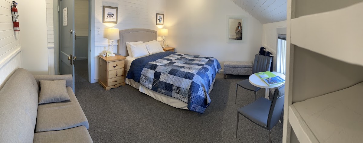 Tofino Paddler's Inn