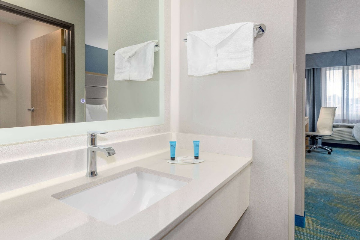 Days Inn by Wyndham Springville photo 3