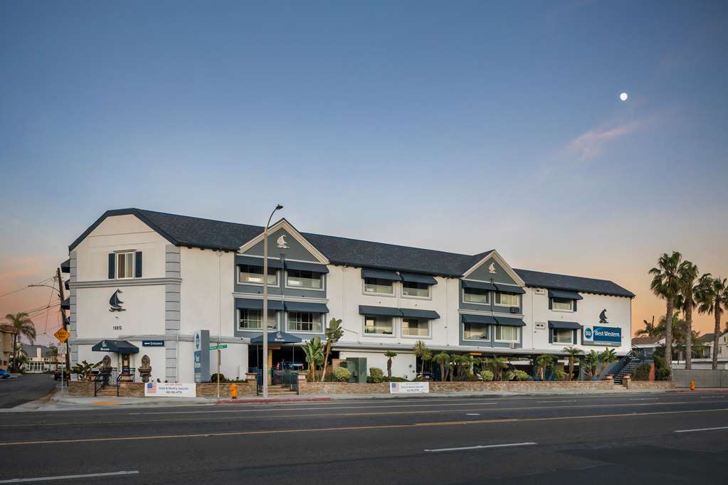 Best Western Harbour Inn & Suites