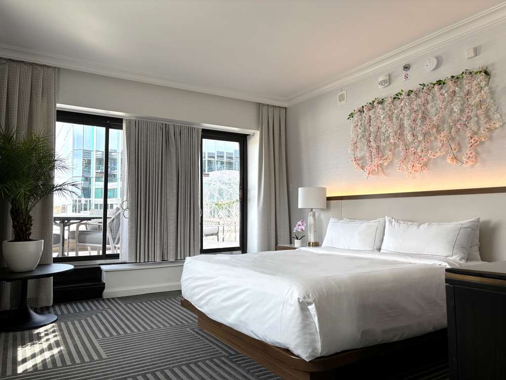 Capital Hilton photo 2