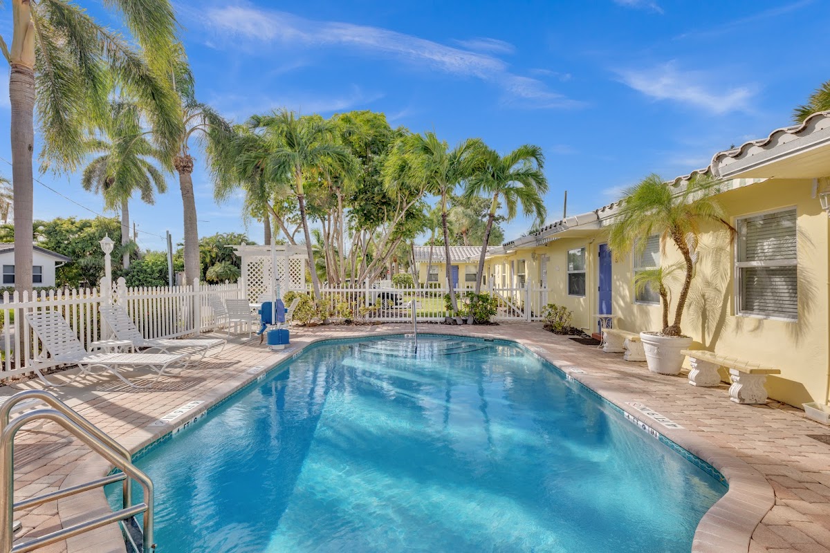 Bahama Beach Club Pompano photo 3