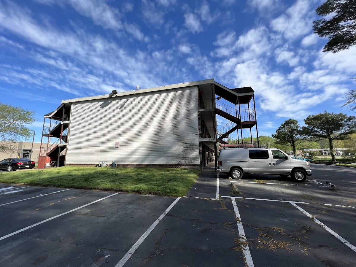 Arrow Inn & Efficiencies photo 3