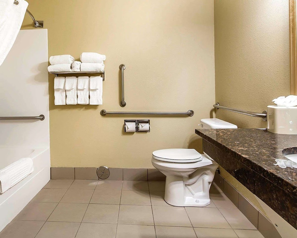 Comfort Inn Owatonna near Medical Center photo 3