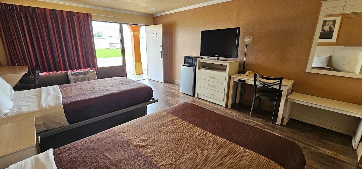 River Valley Motor Inn