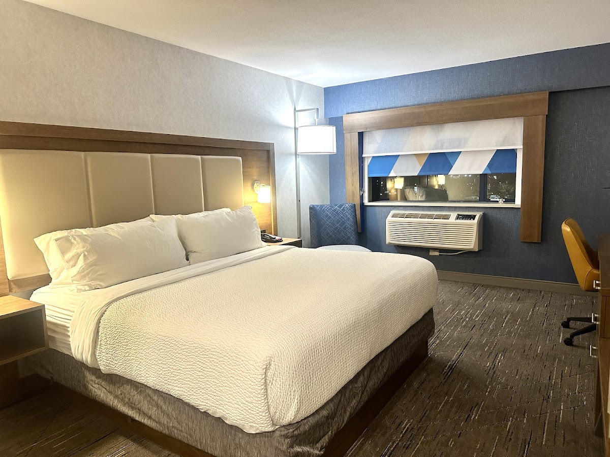 Holiday Inn Express Vancouver Airport - Richmond