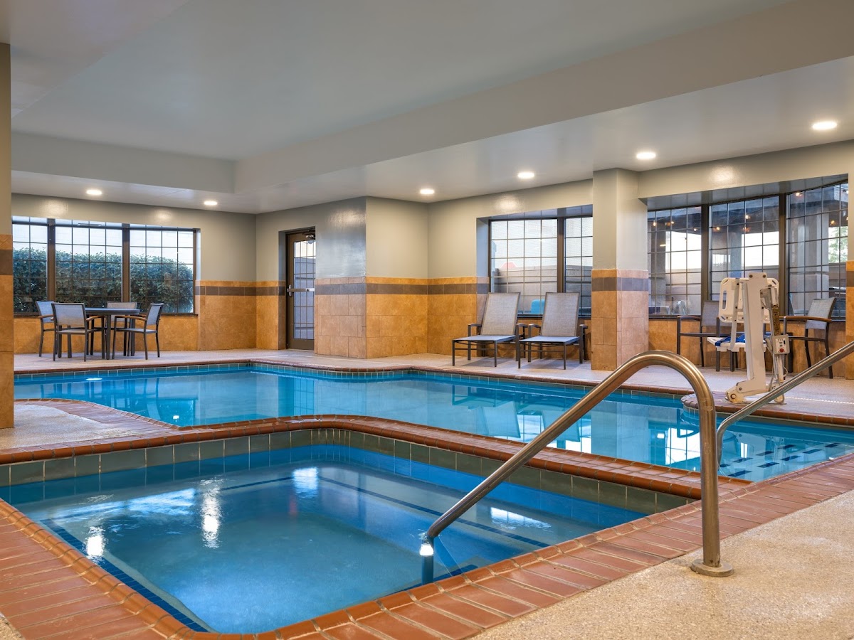 Staybridge Suites Indianapolis Downtown-Conv Ctr by IHG photo 3