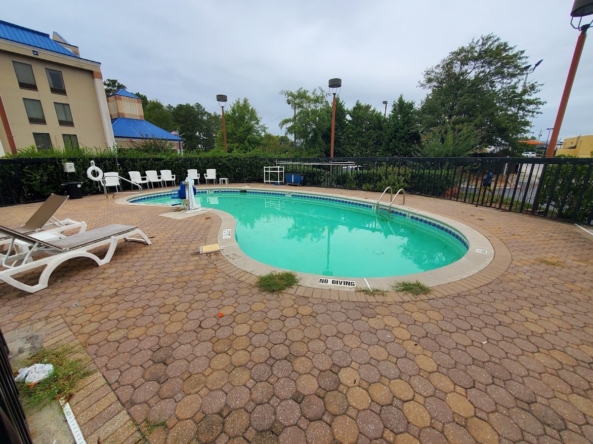 Comfort Inn & Suites Thomson photo 3