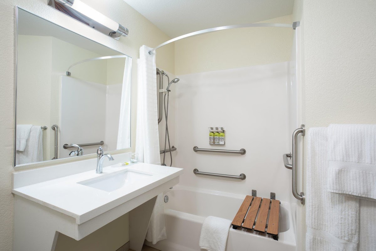 Candlewood Suites Cheyenne by IHG photo 3