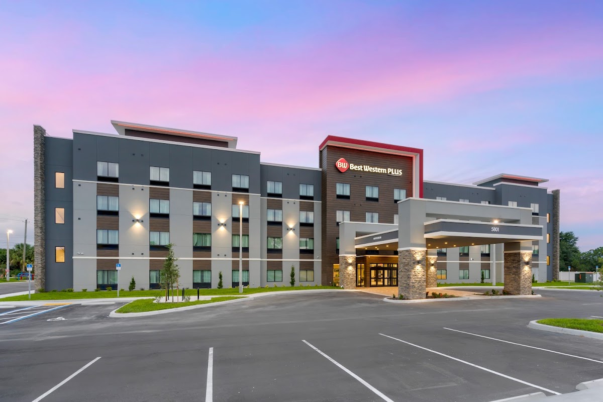 Best Western Plus Winter Haven Inn & Suites