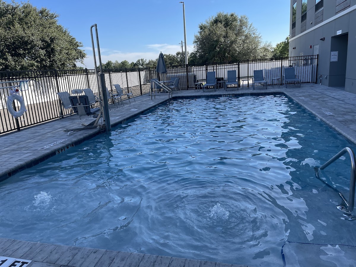 Best Western Plus Winter Haven Inn & Suites photo 3