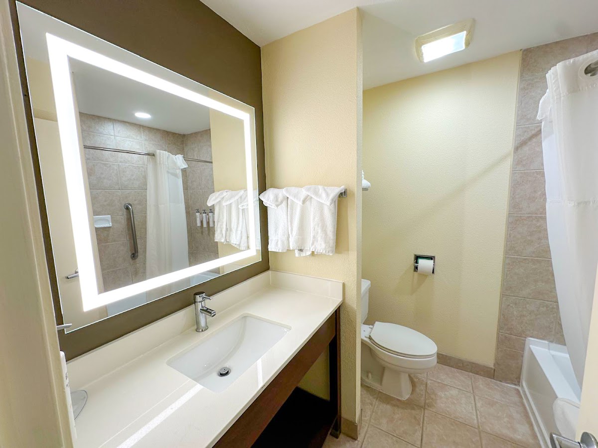 Sonesta Essential Hotels Overland Park photo 3