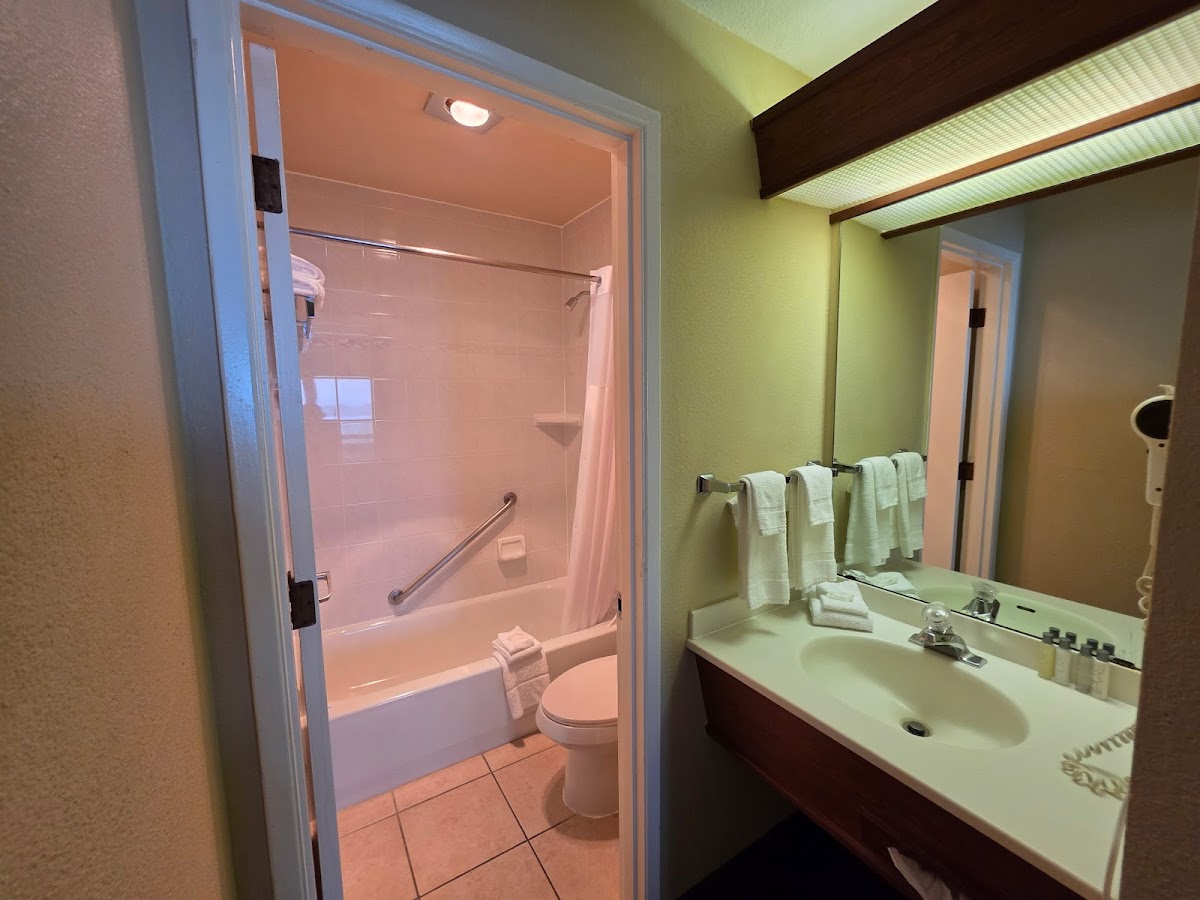 Shilo Inns Newport Oceanfront photo 2