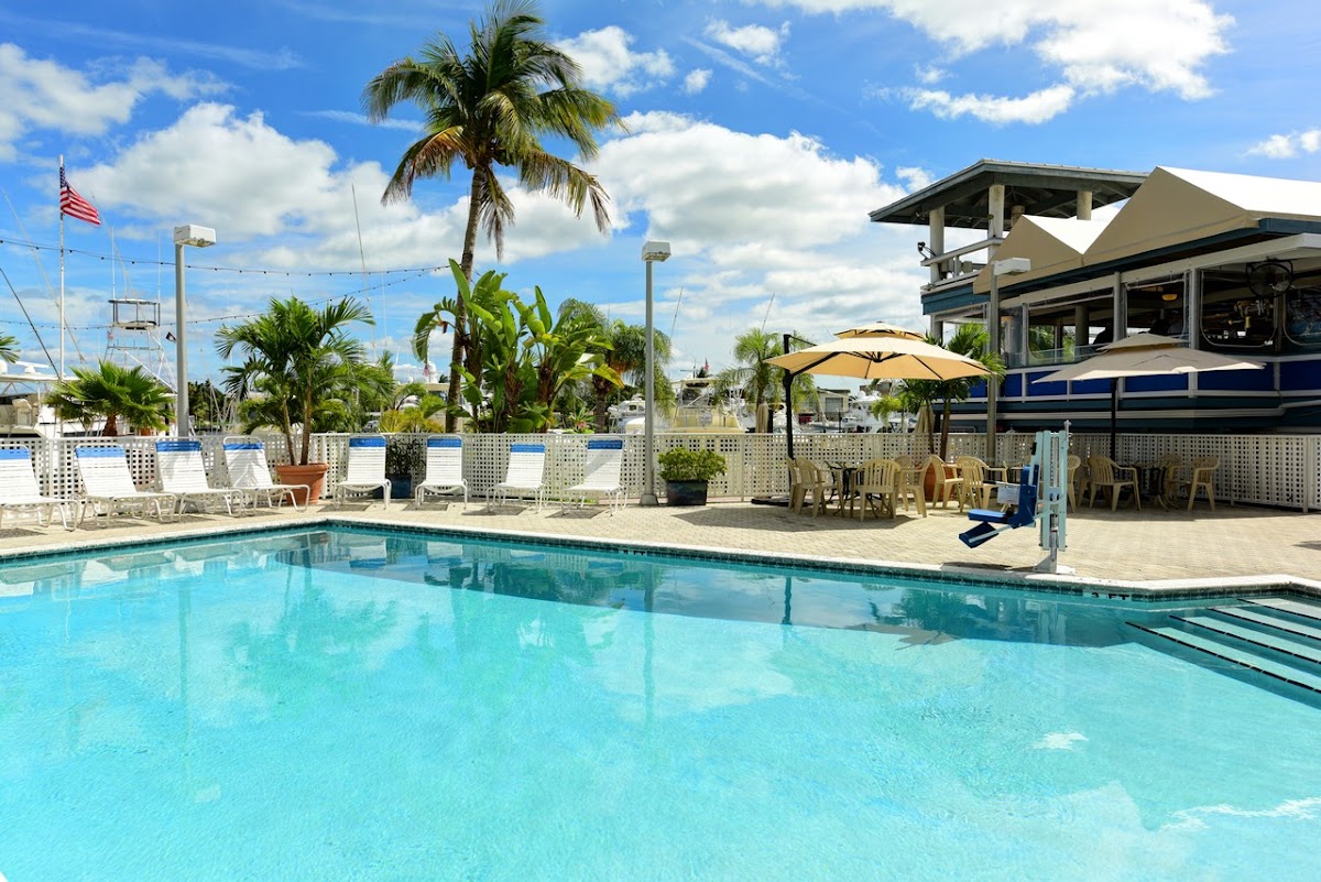 Pirate’s Cove Resort and Marina photo 3