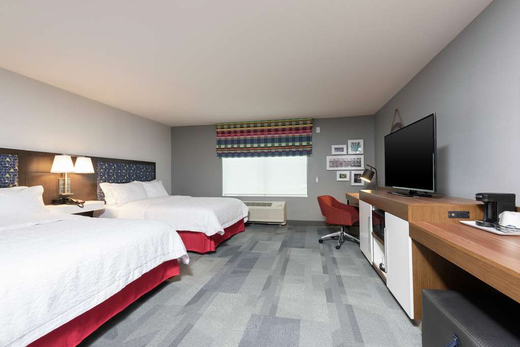 Hampton Inn & Suites Xenia Dayton photo 2