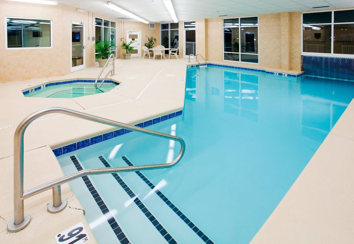 Holiday Inn Express & Suites Asheville Downtown by IHG photo 3