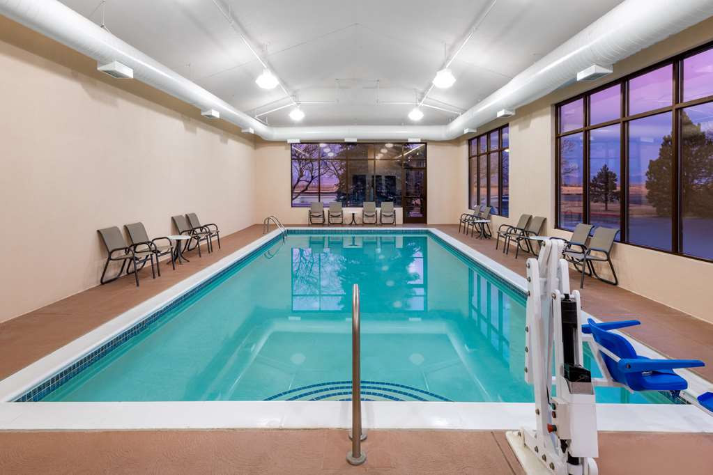 Hampton Inn Denver-International Airport photo 3