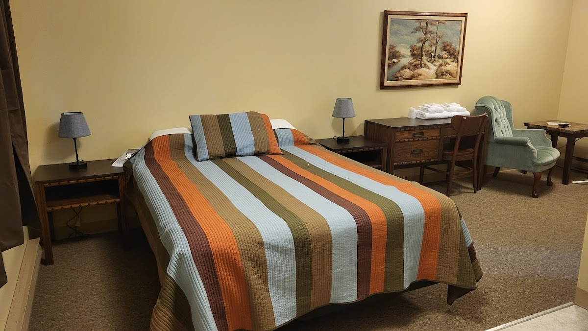Pine Grove Camping & Motel