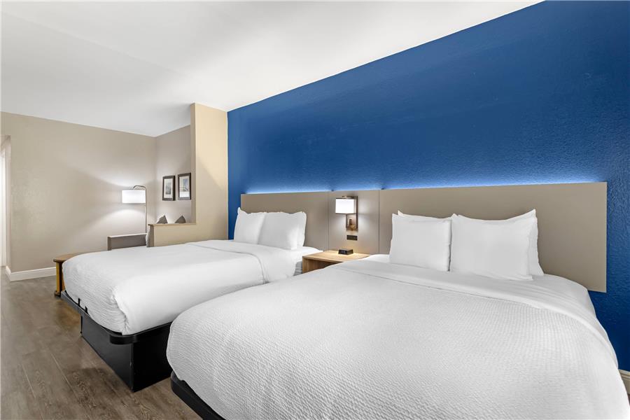 Comfort Suites West Jacksonville photo 2