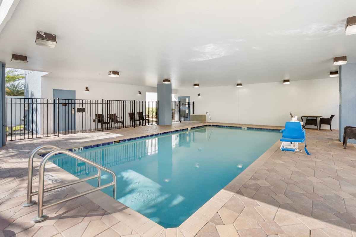 Comfort Suites West Jacksonville photo 3