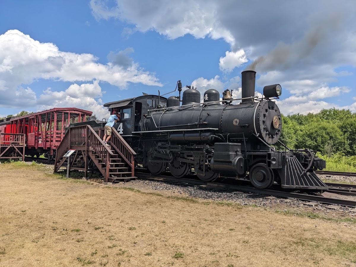 Lumberjack Steam Train & Camp 5 Museum
