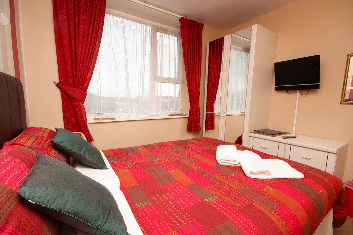 THE BOLTONIA • Guest Accommodation