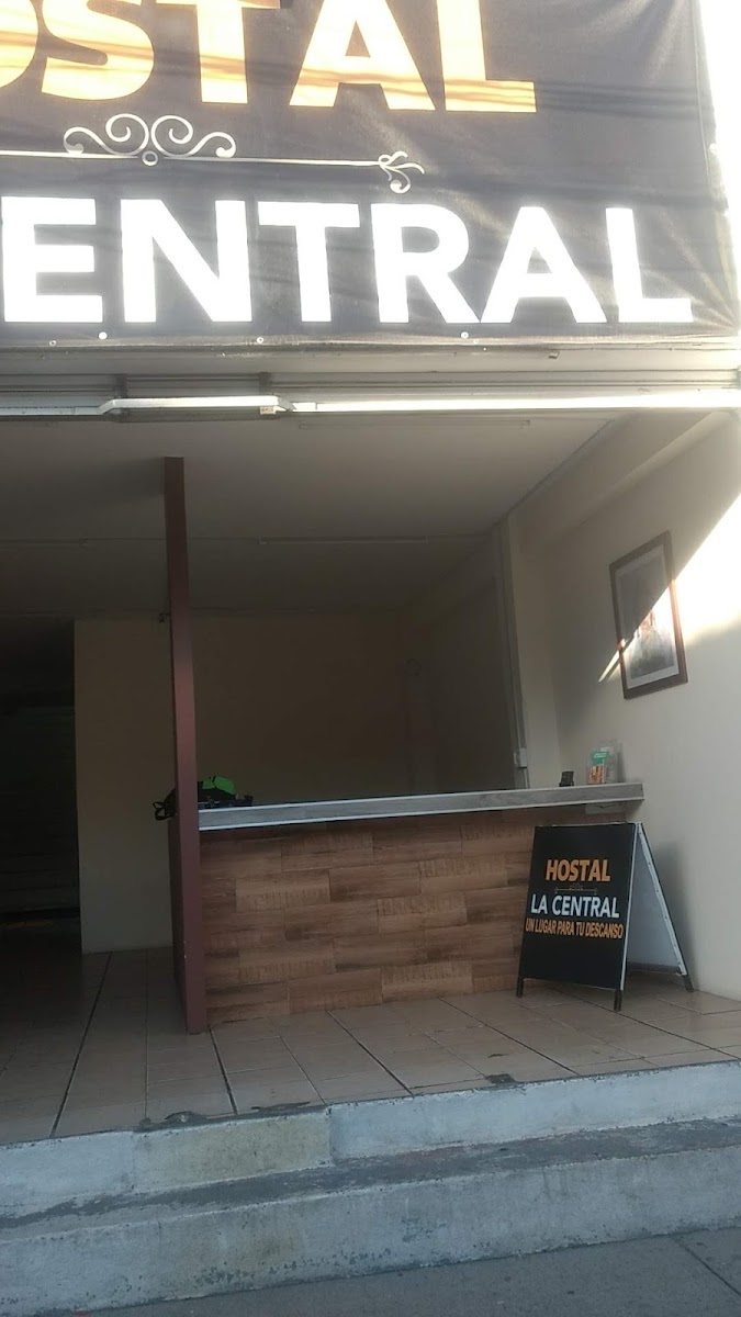 Hotel y Hostal La Central