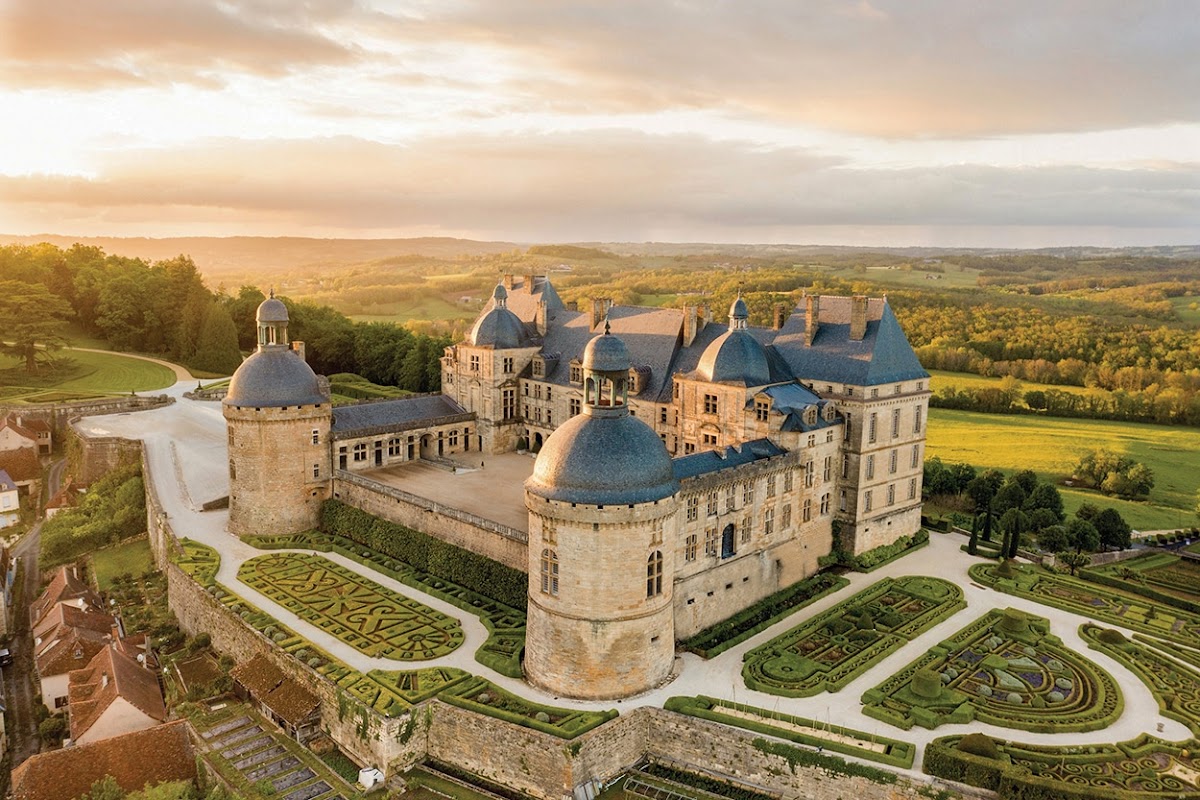 Château de Hautefort