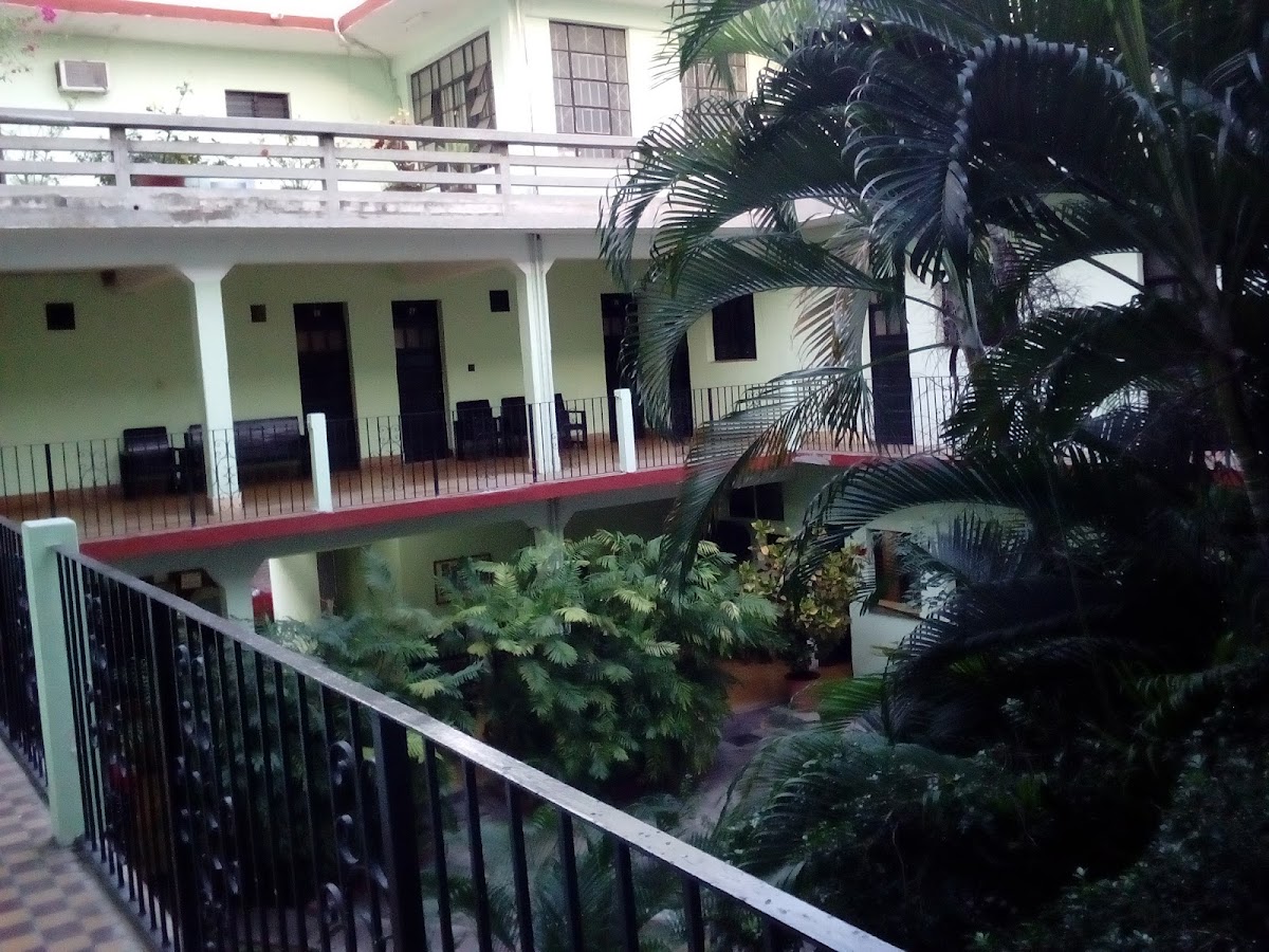 HOTEL VIALTA