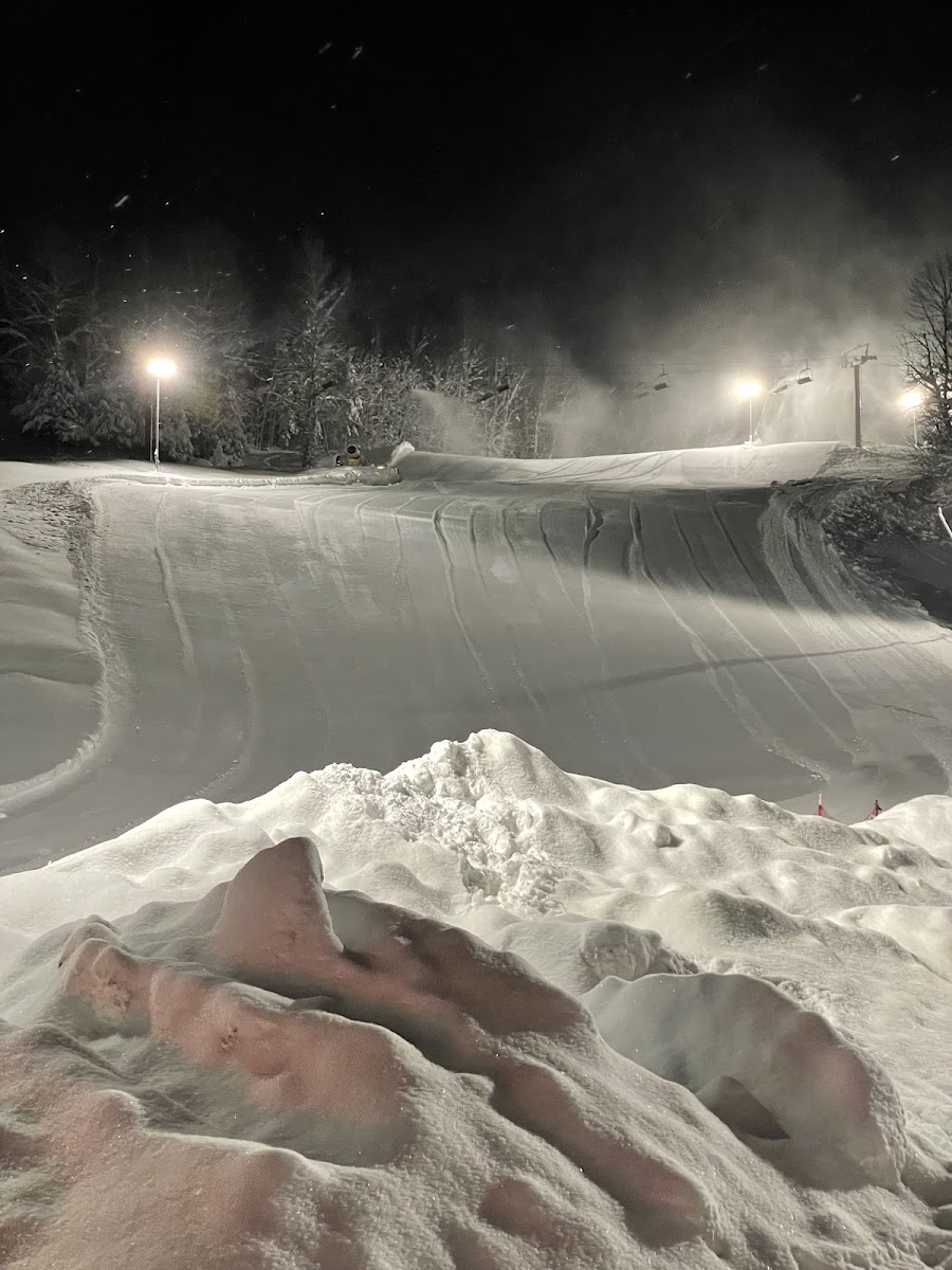 Muskoka Ski Club - Hidden Valley photo 3