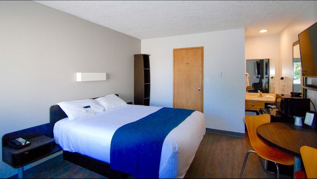 Motel 6 Saanichton, BC - Victoria Airport photo 2