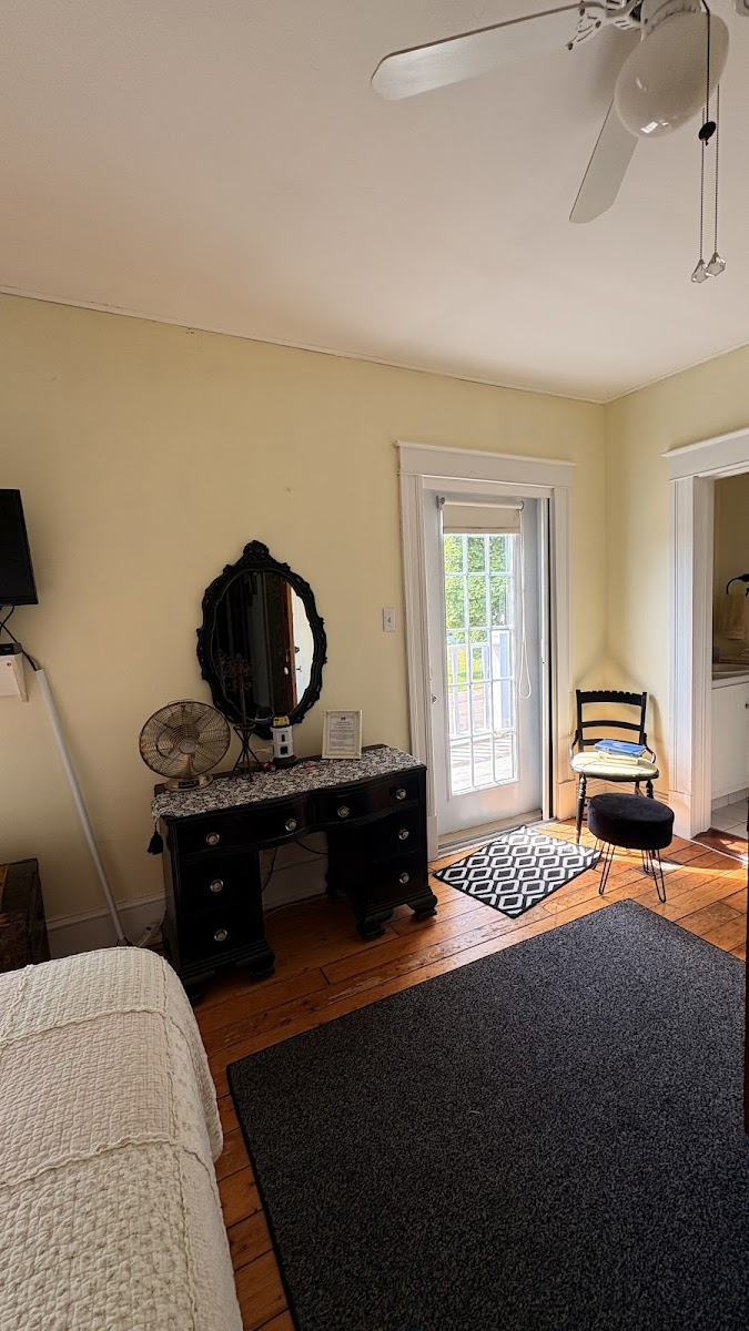 The Home Place Inn photo 2
